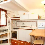 Santa Maria Novella Station Florentine Apartment