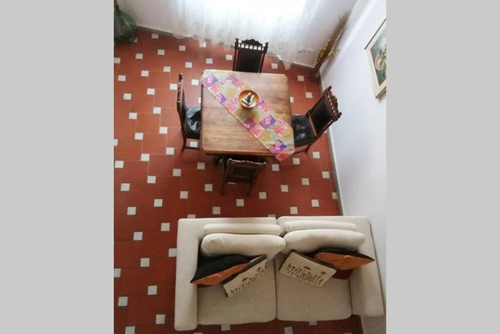 Santa Maria Novella Station Florentine Apartment